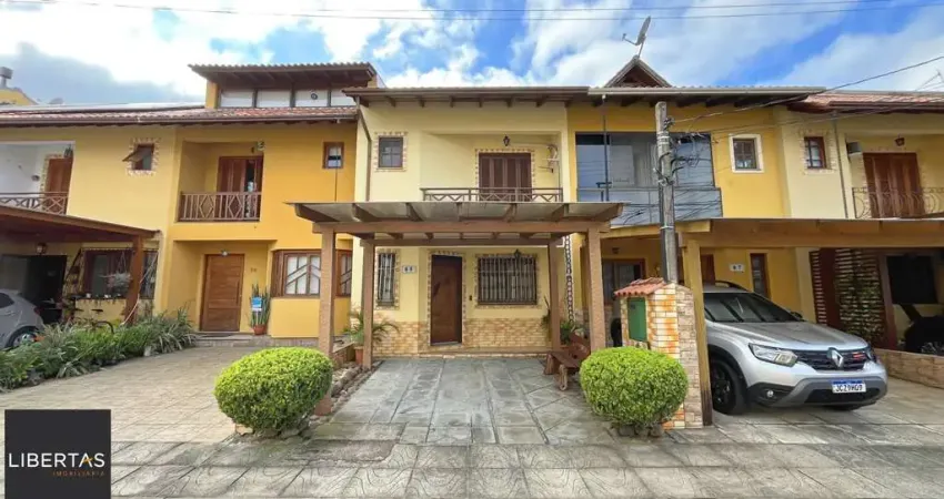 Casa Condominio para Venda - 96m², 3 dormitórios, sendo 1 suites, 2 vagas - Hípica