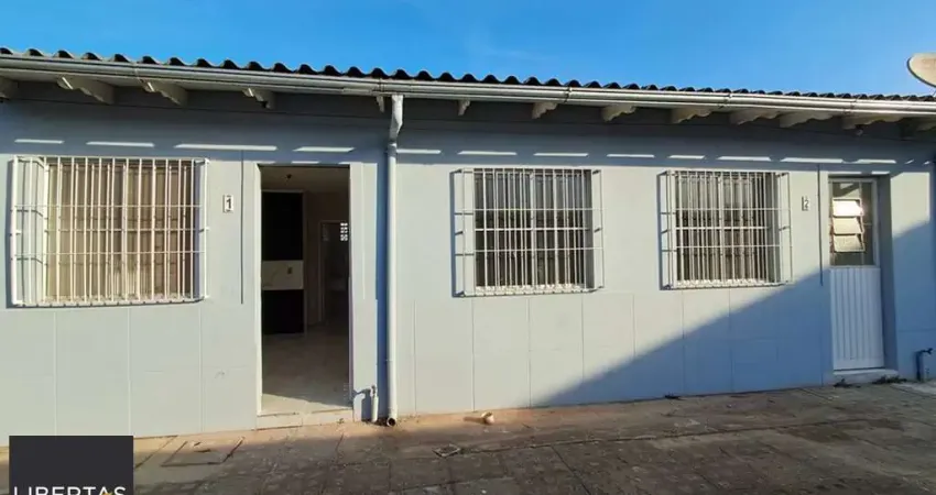 Casa com 2 quartos à venda na Avenida Pátria, 981, Formoza, Alvorada