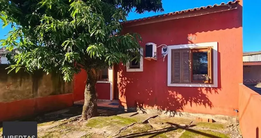 Casa com 3 quartos à venda na Alegrete, 194, 194, Maria Regina, Alvorada