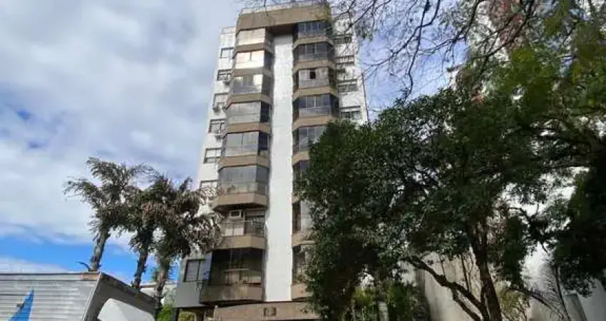 Apartamento 3 dormitórios com suíte, closet, sacada e piso laminado — próximo ao mãe de deus e praia de belas