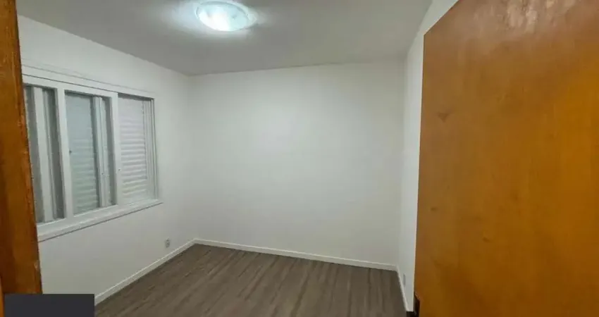 Oportunindade!!! apartamento desocupado no coração do centro histórico de porto alegre.