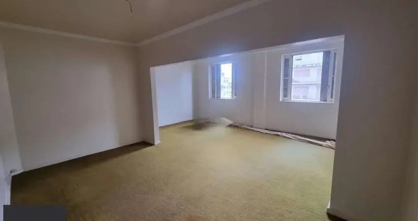 Apartamento com 3 quartos à venda na Rua Duque de Caxias, 1327, Centro Histórico, Porto Alegre