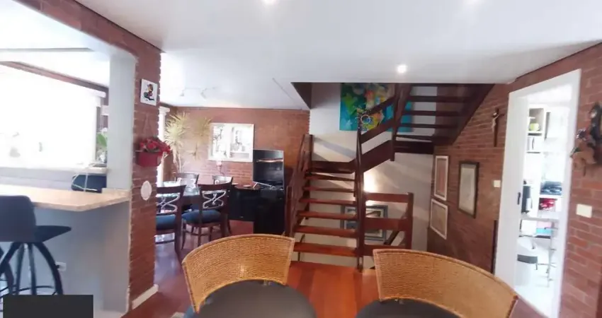 Casa 3 dormitórios em condomínio de luxo próximo ao shopping iguatemi