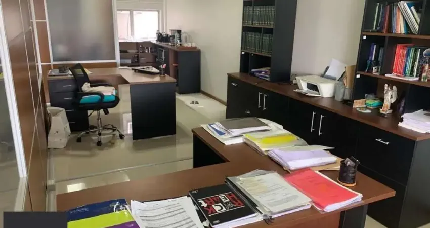 Sala comercial à venda na Rua Tenente-Coronel Fabrício Pilar, 770, Mont Serrat, Porto Alegre