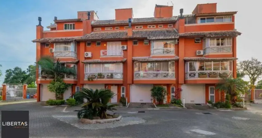 Casa em condomínio fechado no bairro vila assunção de porto alegre/rs