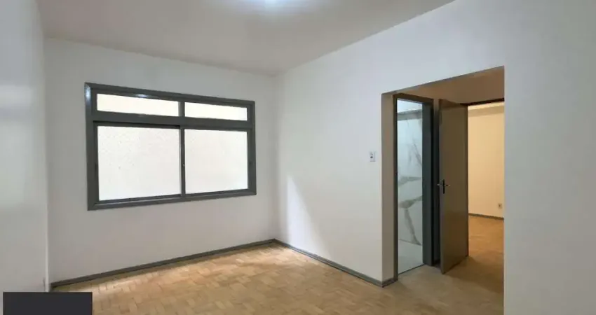 Apartamento 1 dormitório reformado no coração do centro histórico