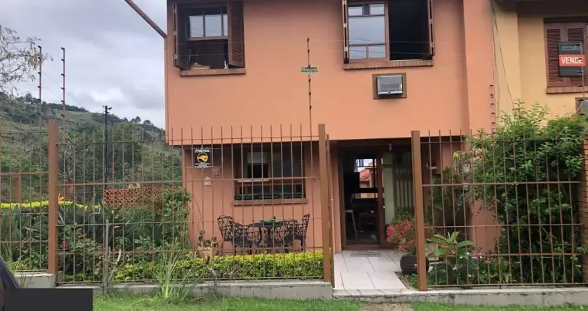 Casa de condomínio, 3 quartos, 1 suíte, 1 vaga coberta, no bairro espirito santo.