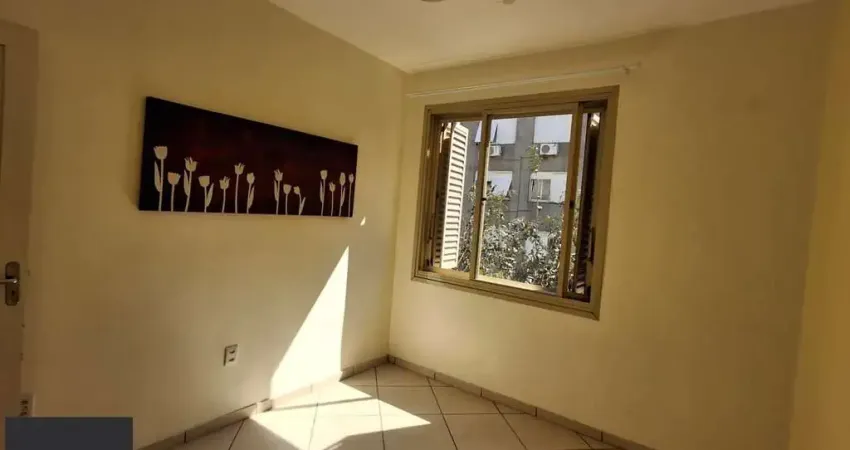 Apartamento 2 dormitórios, pronto para entrar e morar e próximo do cais embarcadero.