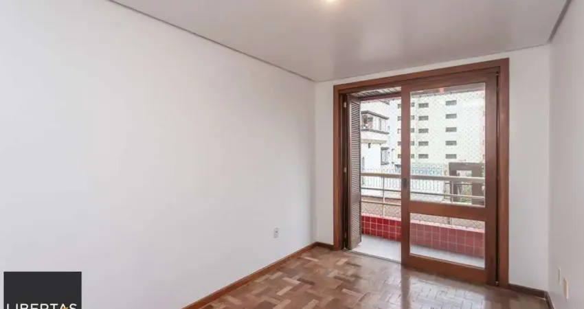 Apto de 01 dormitório , elevador, sacada na sala e no quarto, bairro santana