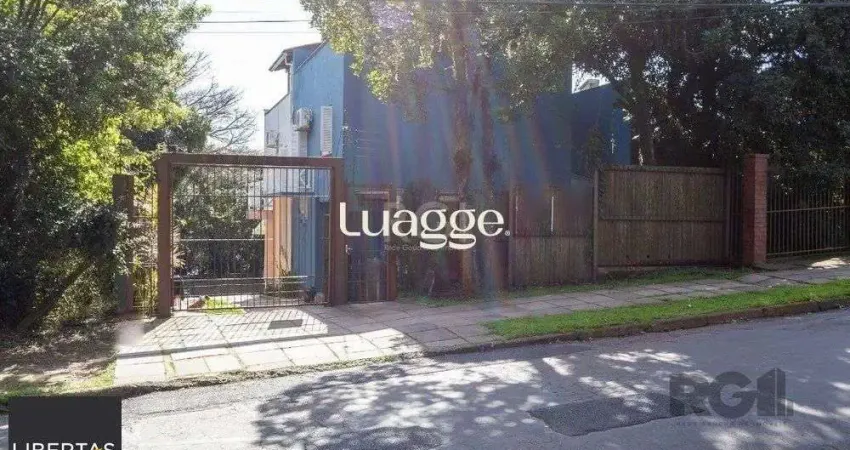 Terreno em condomínio fechado à venda na Rua Amapá, 868, Vila Nova, Porto Alegre