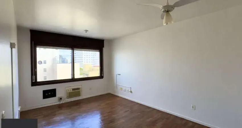Studio de 37m², com vista definida e cozinha separada próximo à santa casa