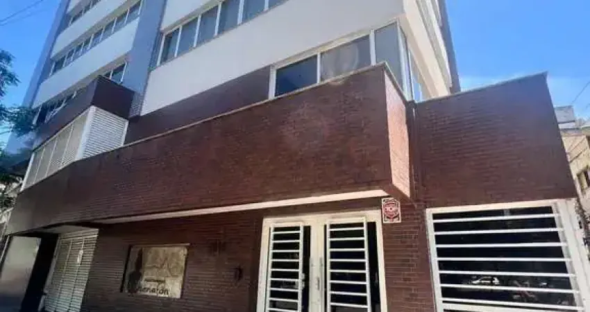 Sala comercial semimobiliada com vaga, para venda ou locação no bairro centro hostórico!