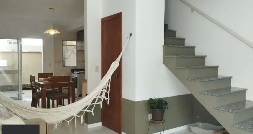 Casa sobrado semi mobiliada com 2 dormitórios avenida juca batista 115m2