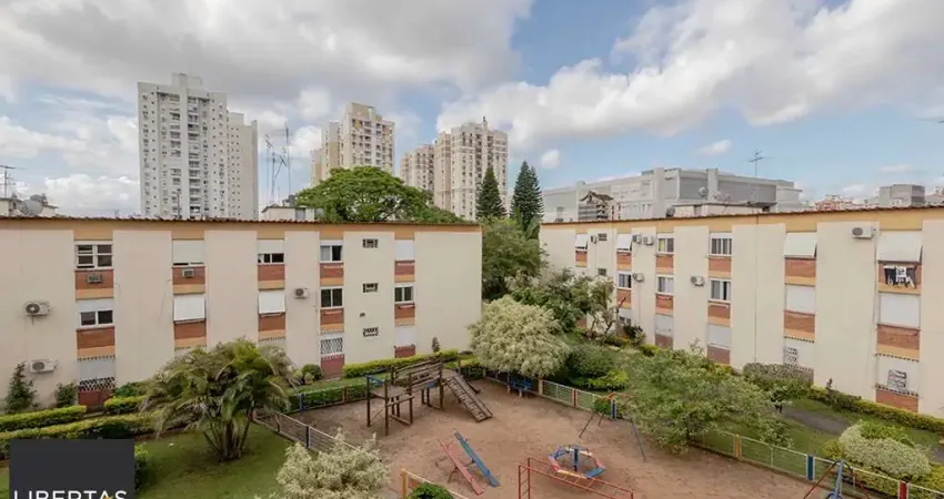Apartamento com 2 quartos à venda na Rua Roque Calage, 260, Passo da Areia, Porto Alegre