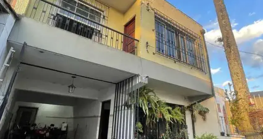 Casa 3 dormitórios e 2 vagas, 154m2 bairro santa maria goreti, porto alegre