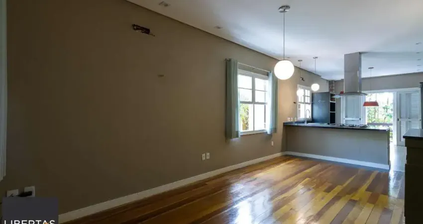 Bela casa térrea, 2 dormitórios e 1 suite - parte alta do bairro espirito santos