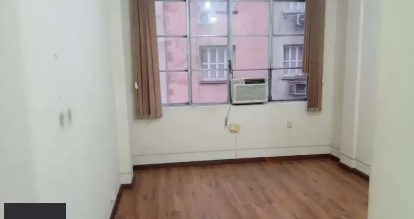 Sala comercial à venda na Rua Vigário José Inácio, 566, Centro Histórico, Porto Alegre