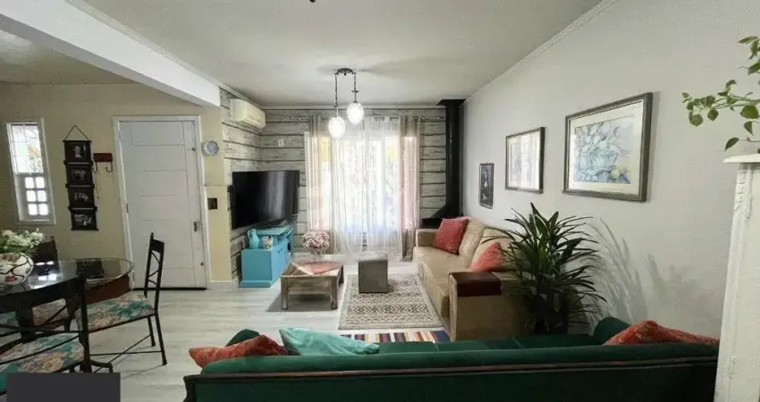 Casa com 3 quartos à venda na Rua Padre Henrique Lenz, 44, Jardim São Pedro, Porto Alegre