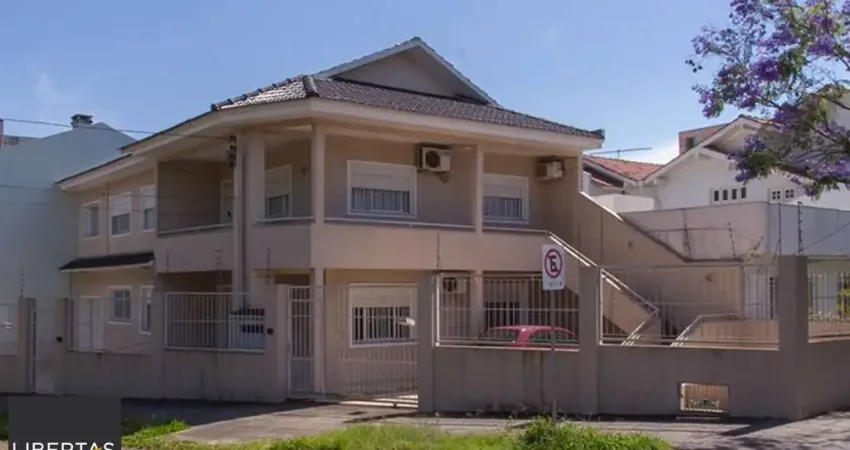 Casa com 5 quartos à venda na Praça Alfred Sehbe, 122, Vila Ipiranga, Porto Alegre