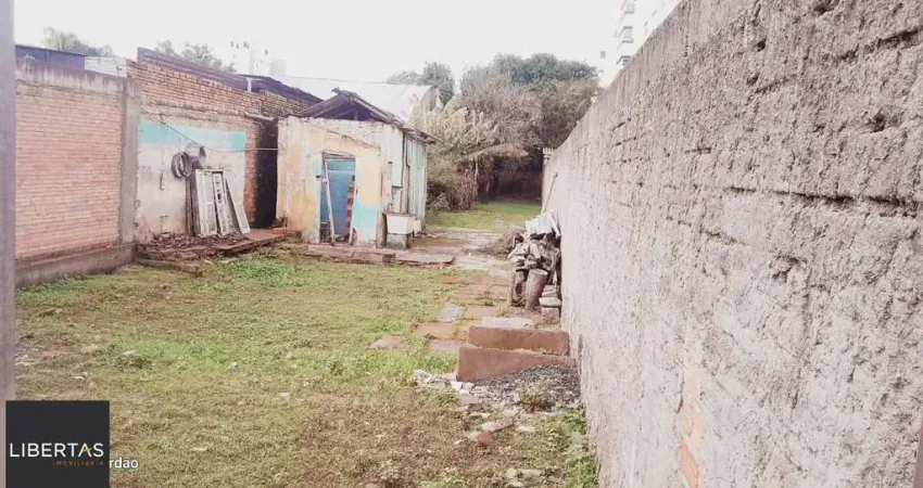 Terreno medindo 342,67m² no bairro rio branco/santana em porto alegre