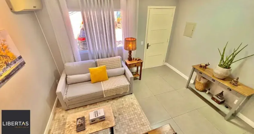 Casa em condomínio com 03 quartos e 02 vagas no bairro humaitá em porto alegre