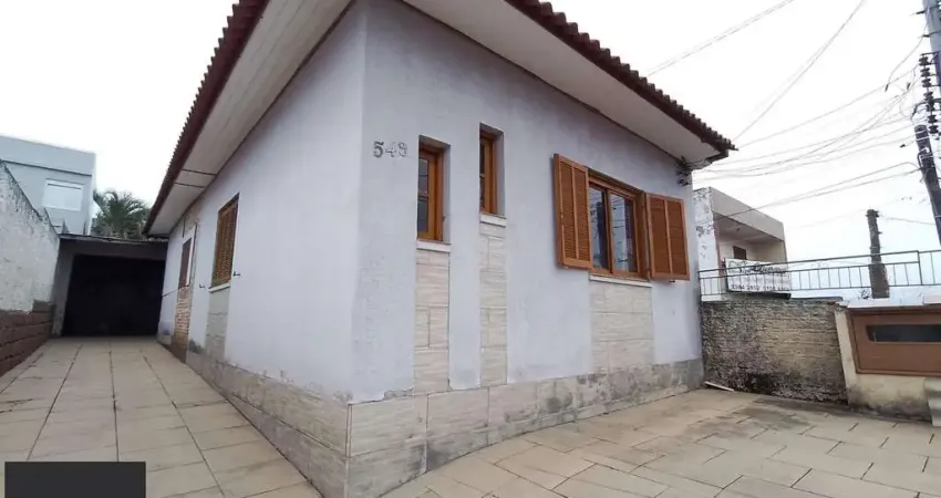 Casa com 2 quartos à venda na Rua Vinte e Seis de Dezembro, 549, Vila São José, Porto Alegre
