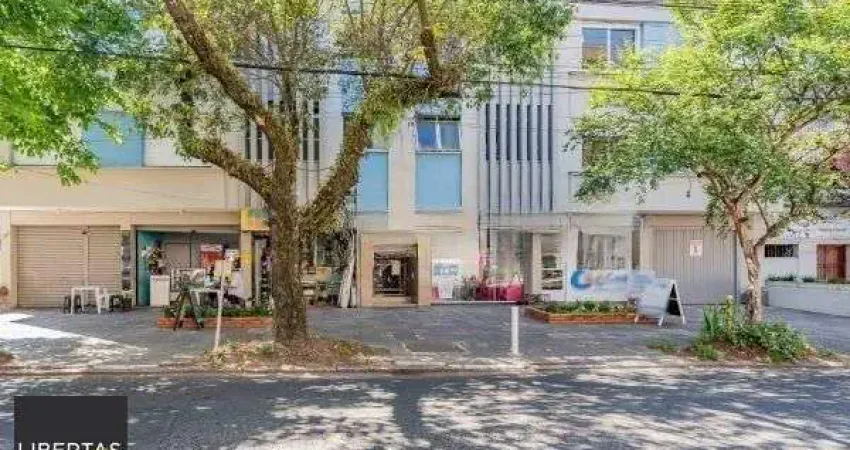 Apto de 2 dormitórios com garagem, arejado e ensolarado, próximo ao bourbon ipiranga