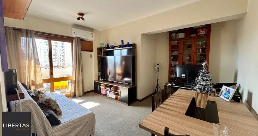 Apartamento de 1 quarto, sacada, 1 vaga, elevador no bairro Independência