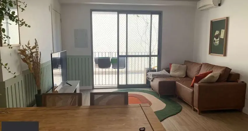 Apartamento de 2dormitórios com vaga de garagem, em prédio com excelente padrão construtivo.