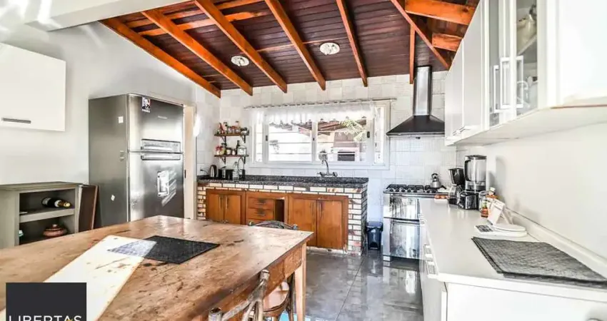 Casa com 3 quartos à venda na Avenida Felipe Weimann, 138, Santa Tereza, Porto Alegre