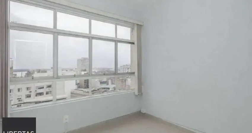 Sala Comercial Reformada no Centro Histórico | 46m² | Portaria 24h