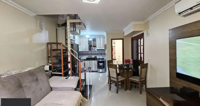 Casa em condomínio fechado com 3 quartos à venda na Rua Professor Carvalho Freitas, 1485, Teresópolis, Porto Alegre