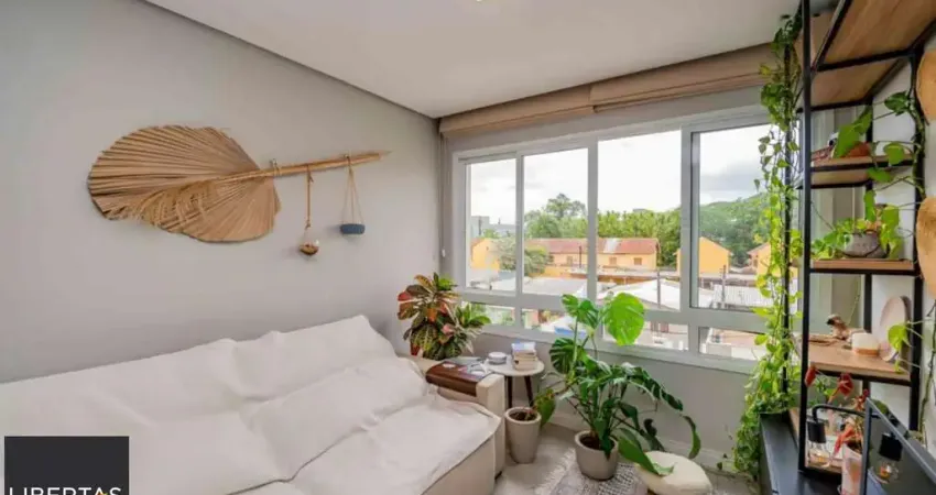 Apartamento de 2 quartos, suíte, elevador, 1 vaga no bairro Ipanema.