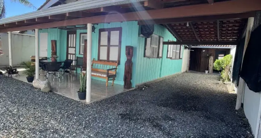 Casa com 3 quartos à venda na Rua JOÃO ANCELMO BRENNEISEN, Centro, Barra Velha