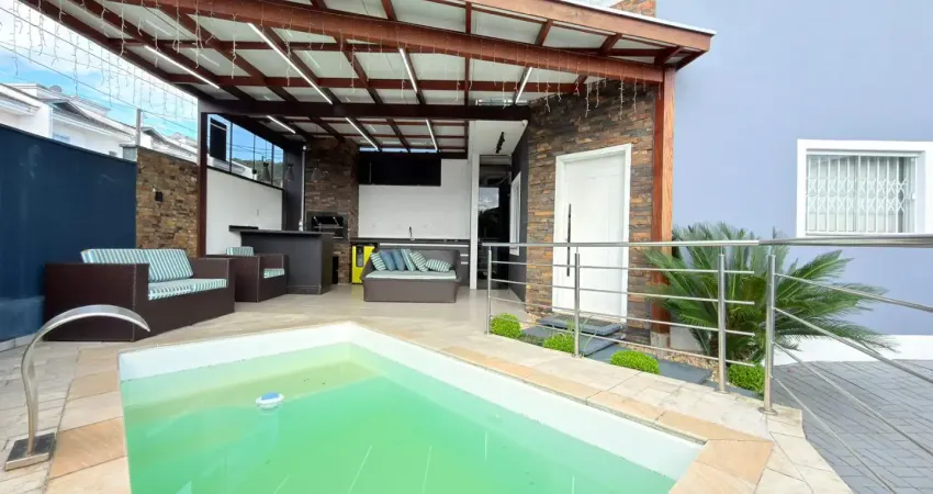 Sobrado de esquina para locação, mobiliado e completo, localizado no desejado bairro Bom Retiro, Zona Norte de Joinville.