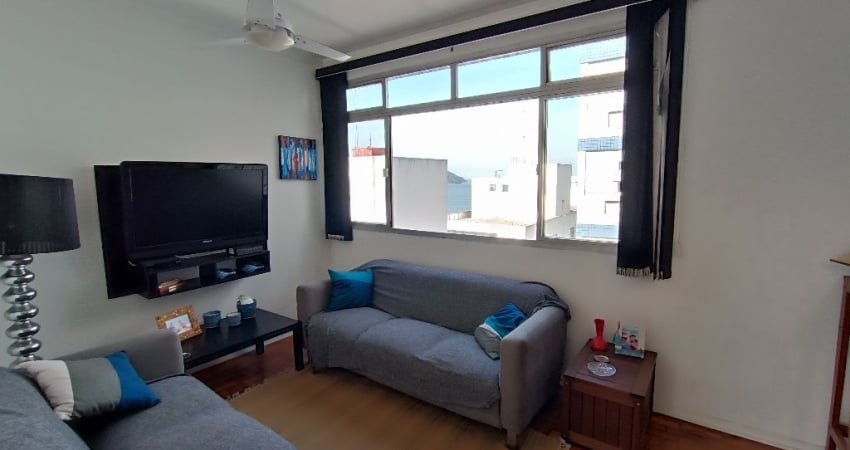 2  DORMITÓRIOS com GARAGEM PARA 2 CARROSDE CINEMA NO EMBARÉ !!!