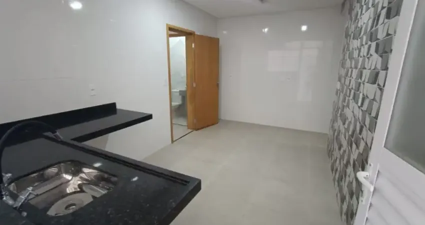 CASA SOBREPOSTA BAIXA NOVA 3 DORMITÓRIOS 3 SUÍTES  2 VAGAS