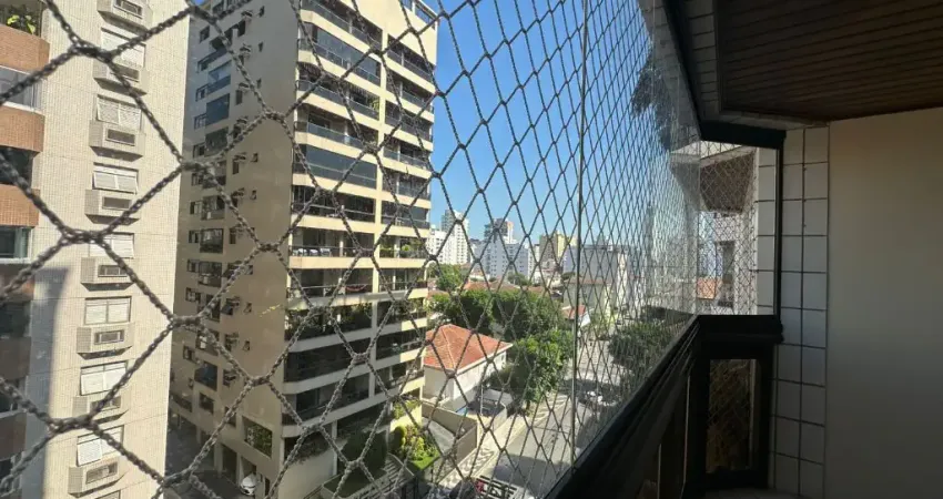 3 DORMITÓRIOS 2 VAGAS em localização PRIVILEGIADA na PONTA DA PRAIA