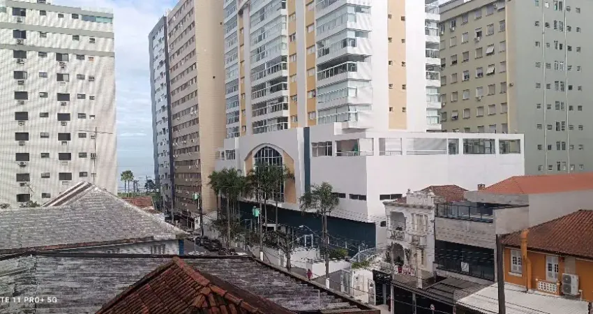 100 METROS NO EMBARÉ COM VISTA MAR NA QUADRA DA PRAIA!