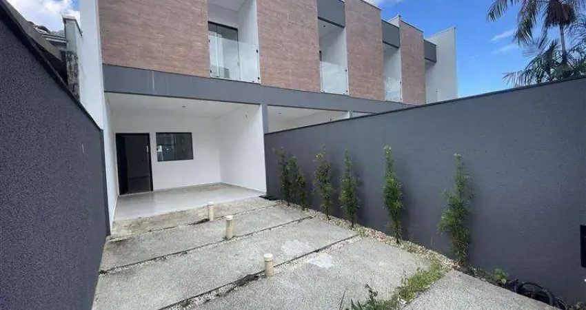 Casa com 3 dormitórios à venda, 110 m² por R$ 519.000,00 - Iririú - Joinville/SC