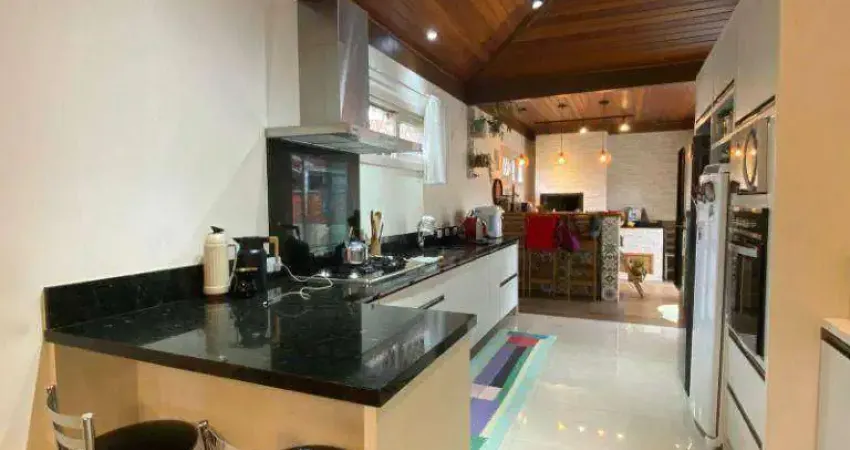 Casa com 3 dormitórios à venda, 117 m² por R$ 1.215.000,00 - Bom Retiro - Joinville/SC
