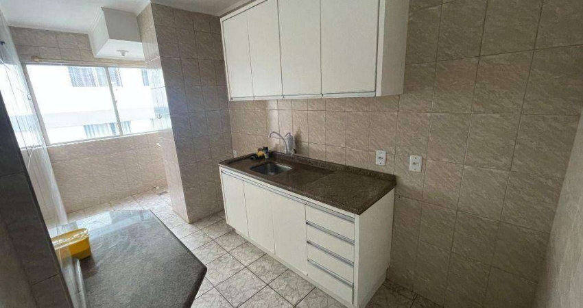 Apartamento com 3 dormitórios para alugar, 88 m² por R$ 1.800 + taxas/mês - Bom Retiro - Joinville/SC