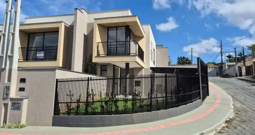 Casa com 2 dormitórios à venda, 117 m² por r$ 755.000,00 - bom retiro - joinville/sc