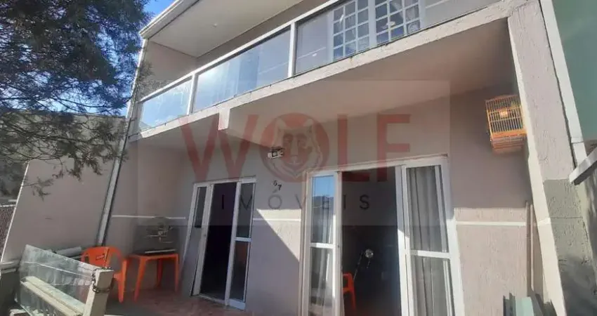 Casa / Sobrado para Venda em Curitiba, Pilarzinho, 3 dormitórios, 3 suítes, 4 banheiros, 2 vagas