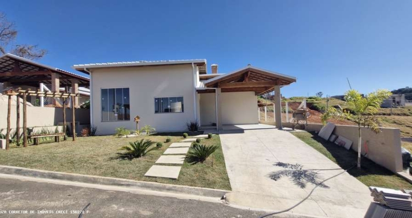 Chácara para Venda em Pinhalzinho, Centro, 3 dormitórios, 3 suítes, 4 banheiros, 1 vaga