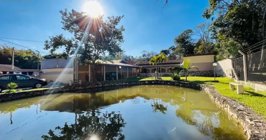 Chácara para Venda em Pinhalzinho, Zona Rural, 2 dormitórios, 2 banheiros, 3 vagas