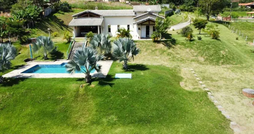 Chácara para Venda em Pedra Bela, Zona Rural, 3 dormitórios, 1 suíte, 3 banheiros, 2 vagas