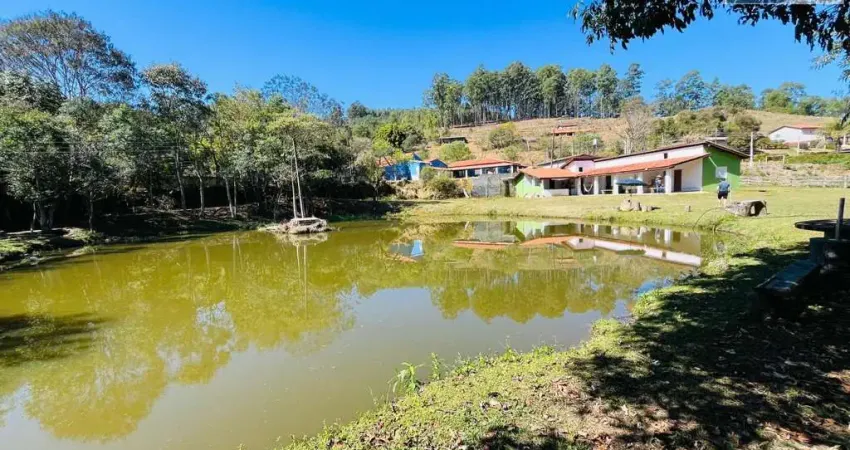 Chácara para Venda em Pedra Bela, Limas, 4 dormitórios, 3 suítes, 4 banheiros, 2 vagas