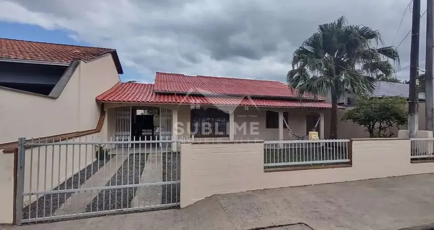 Casa com 3 quartos à venda no Costa e Silva, Joinville 