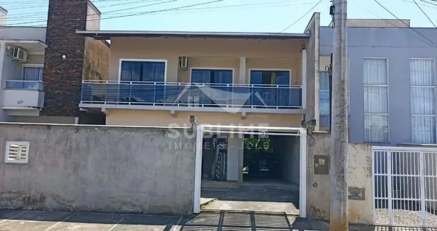 Casa com 6 quartos à venda no Adhemar Garcia, Joinville 